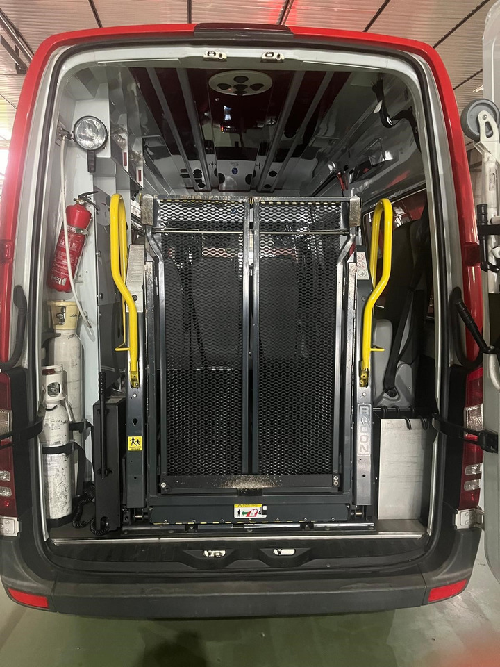 MERCEDES BENZ AMBULANCE FOR REDUCED MOBILITY PERSONS Sprinter 313 CDI(15 units) - Линейка: снимка 3 MERCEDES BENZ AMBULANCE FOR REDUCED MOBILITY PERSONS Sprinter 313 CDI(15 units) - Линейка: снимка 3