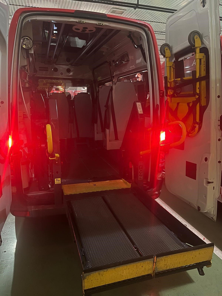 MERCEDES BENZ AMBULANCE FOR REDUCED MOBILITY PERSONS Sprinter 313 CDI(15 units) - Линейка: снимка 5 MERCEDES BENZ AMBULANCE FOR REDUCED MOBILITY PERSONS Sprinter 313 CDI(15 units) - Линейка: снимка 5