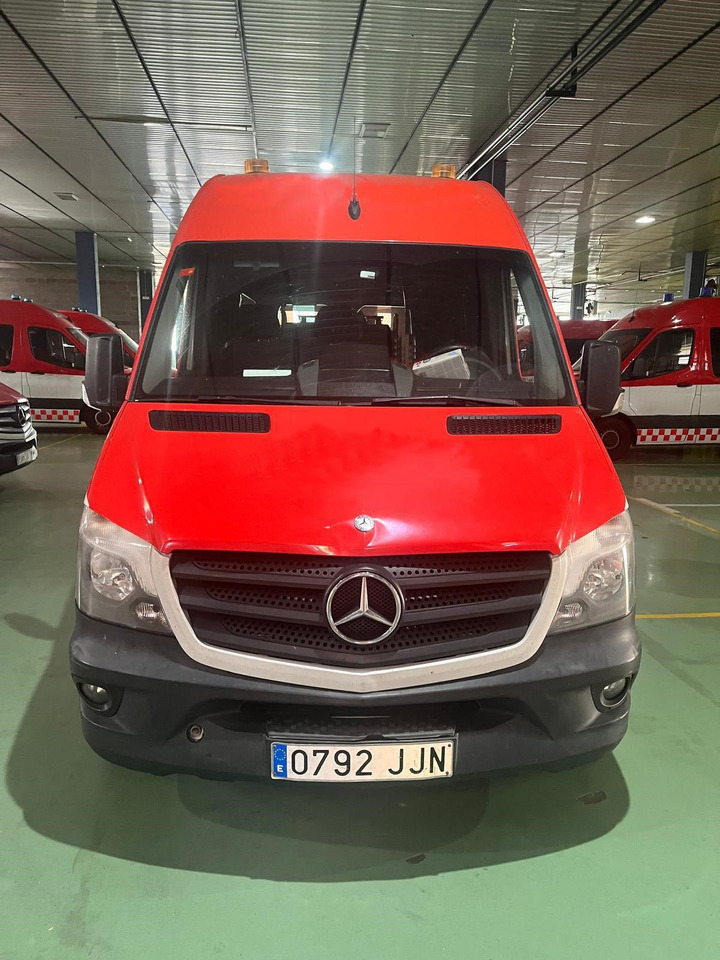 MERCEDES BENZ AMBULANCE FOR REDUCED MOBILITY PERSONS Sprinter 313 CDI(15 units) - Линейка: снимка 1 MERCEDES BENZ AMBULANCE FOR REDUCED MOBILITY PERSONS Sprinter 313 CDI(15 units) - Линейка: снимка 1