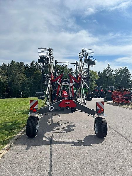 Massey Ferguson MF RK 762 TRC GEN 2 - Гребло/ Сенообръщачка: снимка 3 Massey Ferguson MF RK 762 TRC GEN 2 - Гребло/ Сенообръщачка: снимка 3