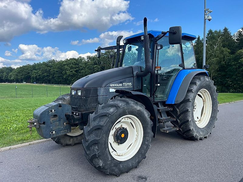 New Holland TS 115 - Трактор: снимка 1 New Holland TS 115 - Трактор: снимка 1