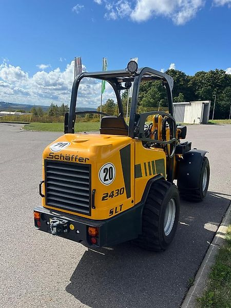 Schäffer 2430 SLT - Колесен товарач: снимка 3 Schäffer 2430 SLT - Колесен товарач: снимка 3