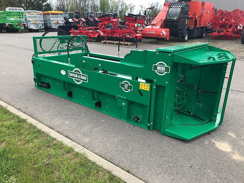 Spread-a-Bale MINI ST 100 - Сламомелачка: снимка 2 Spread-a-Bale MINI ST 100 - Сламомелачка: снимка 2