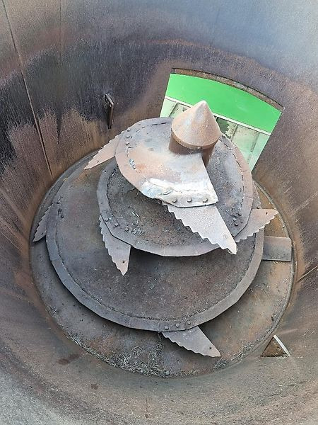 Strautmann Verti-Mix 1050 - Миксер-вагон: снимка 5 Strautmann Verti-Mix 1050 - Миксер-вагон: снимка 5