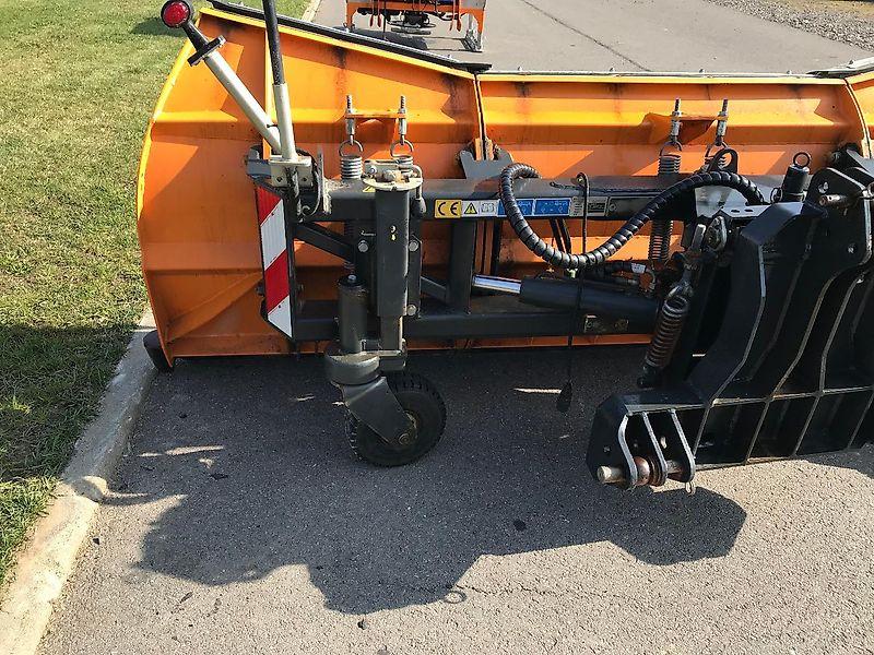 Wintec T_III-320 3P - Гребло за сняг: снимка 3 Wintec T_III-320 3P - Гребло за сняг: снимка 3