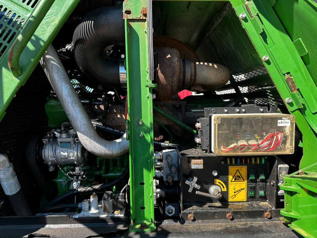 Форвардер John Deere 1210E 10m CF710 KRAN: снимка 12