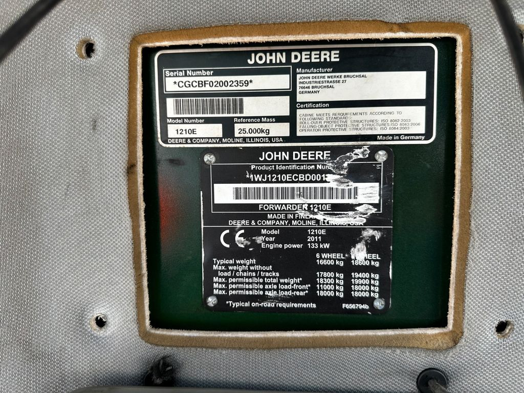 Форвардер John Deere 1210E 10m CF710 KRAN: снимка 19