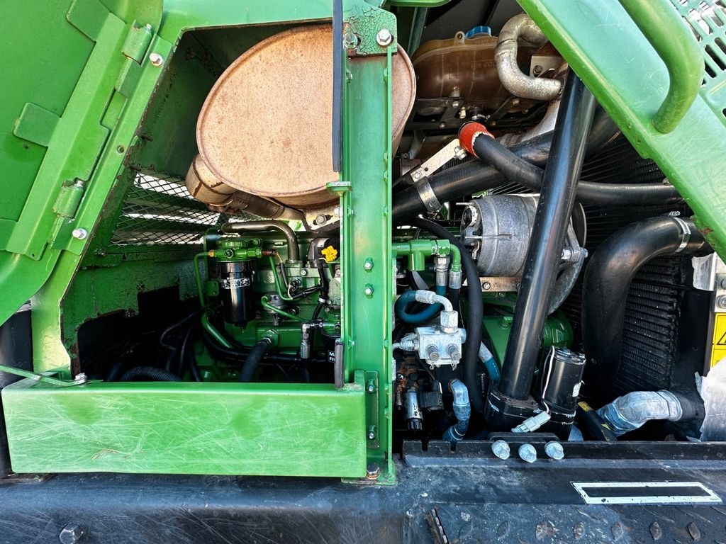 Форвардер John Deere 1210E 10m CF710 KRAN: снимка 13