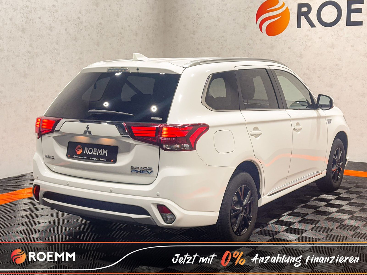 Mitsubishi Outlander PHEV Basis 4WD*GARANTIE*Touchscreen* - Джип: снимка 5 Mitsubishi Outlander PHEV Basis 4WD*GARANTIE*Touchscreen* - Джип: снимка 5