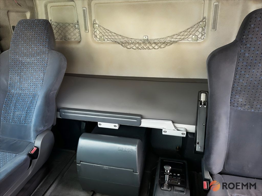 Лизинг на MAN TGA 18.400 BLS * TOP Zustand * MAN TGA 18.400 BLS * TOP Zustand * MAN TGA 18.400 BLS * TOP Zustand * MAN TGA 18.400 BLS * TOP Zustand *: снимка 17 Лизинг на MAN TGA 18.400 BLS * TOP Zustand * MAN TGA 18.400 BLS * TOP Zustand * MAN TGA 18.400 BLS * TOP Zustand * MAN TGA 18.400 BLS * TOP Zustand *: снимка 17