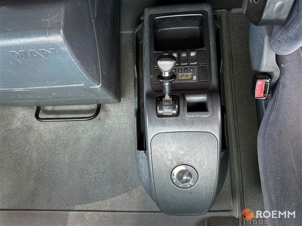 Лизинг на MAN TGA 18.400 BLS * TOP Zustand * MAN TGA 18.400 BLS * TOP Zustand * MAN TGA 18.400 BLS * TOP Zustand * MAN TGA 18.400 BLS * TOP Zustand *: снимка 16 Лизинг на MAN TGA 18.400 BLS * TOP Zustand * MAN TGA 18.400 BLS * TOP Zustand * MAN TGA 18.400 BLS * TOP Zustand * MAN TGA 18.400 BLS * TOP Zustand *: снимка 16