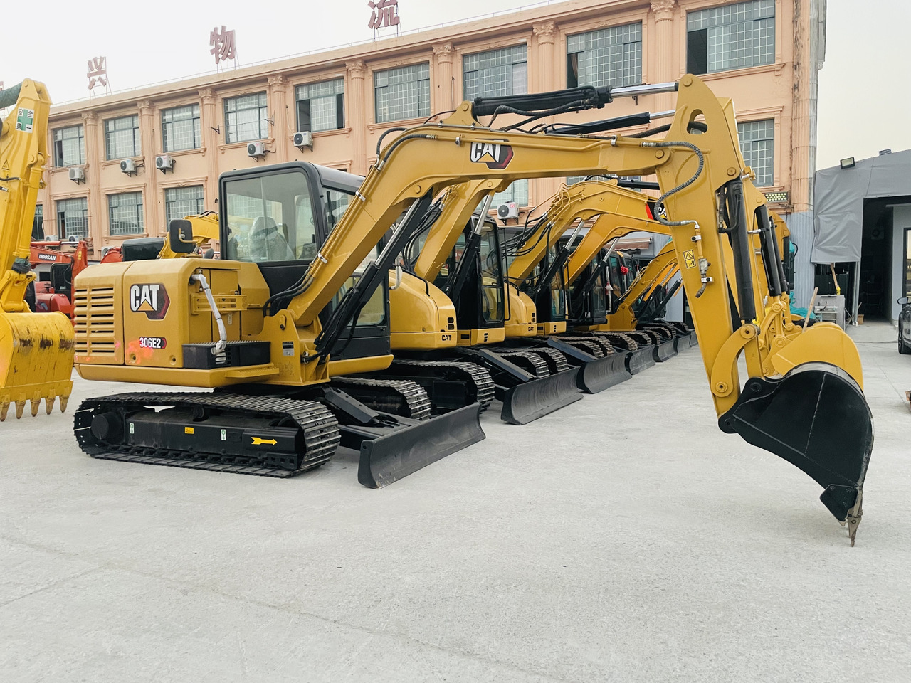 Верижен багер Caterpillar 306 Used Excavator CAT306E 6 Ton Komatsu PC56 Doosan DX60 Hyundai 60 Sany SY60 Kubota KX183 Crawler Excavators on Hot Sale: снимка 10