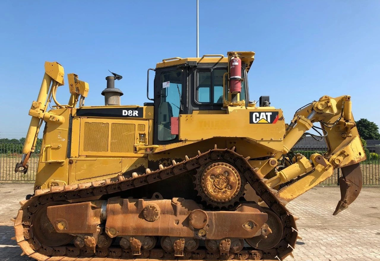 Caterpillar CAT D8R D8T D9R D10R D6G D6H D6R D7H D7E D7R Used Bulldozer Secondhand Bulldozers in High Quality - Булдозер: снимка 1 Caterpillar CAT D8R D8T D9R D10R D6G D6H D6R D7H D7E D7R Used Bulldozer Secondhand Bulldozers in High Quality - Булдозер: снимка 1