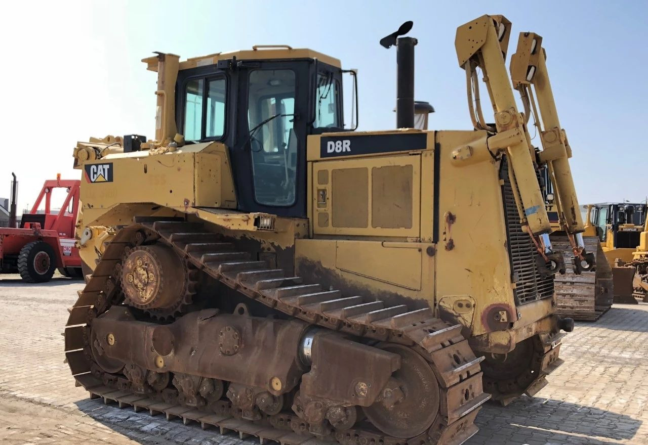 Caterpillar CAT D8R D8T Used Bulldozer D9R D7R D7G D7H D7E D6G D6R D6H Secondhand Bulldozers - Булдозер: снимка 1 Caterpillar CAT D8R D8T Used Bulldozer D9R D7R D7G D7H D7E D6G D6R D6H Secondhand Bulldozers - Булдозер: снимка 1