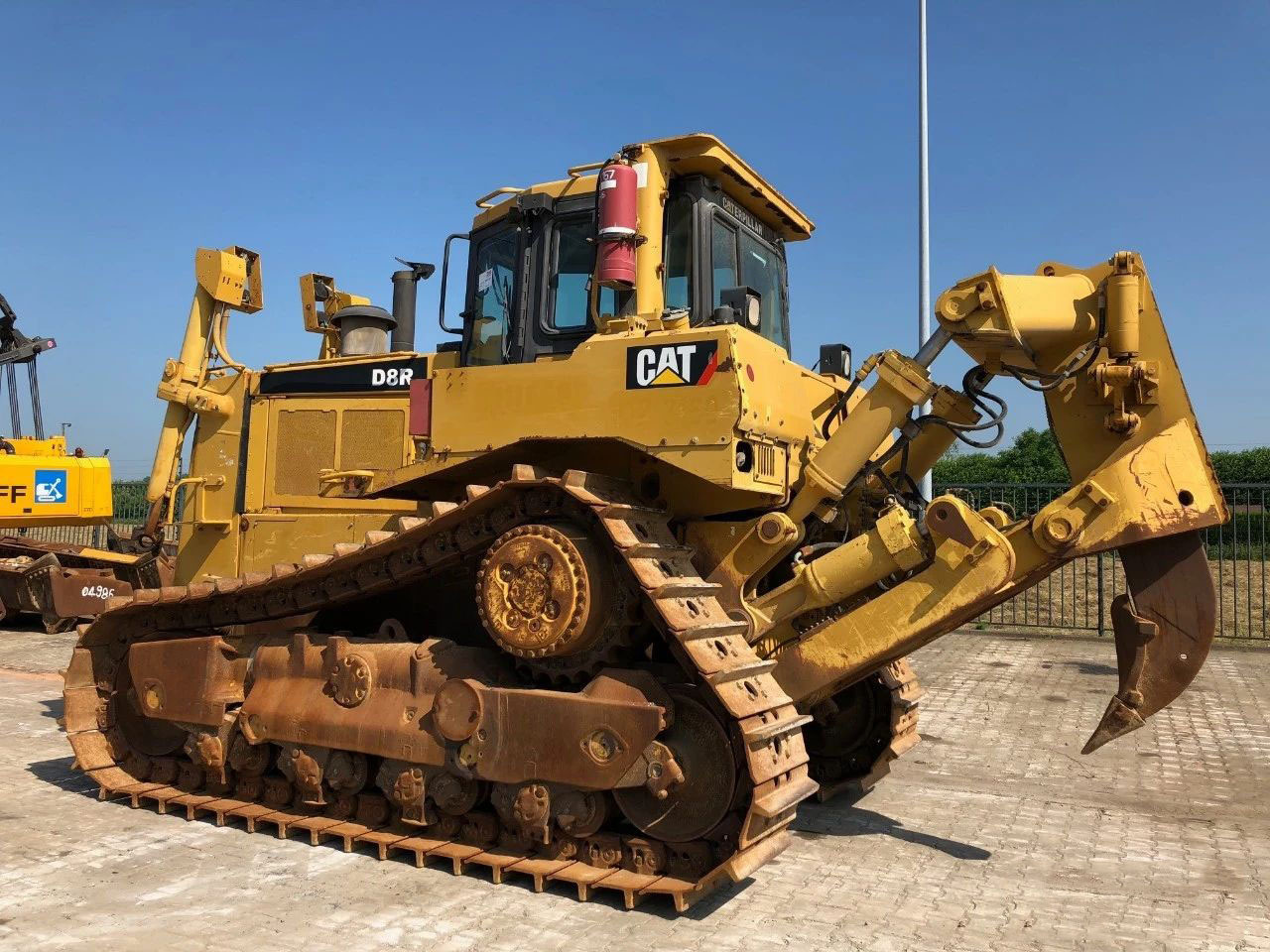 Caterpillar CAT D8R Used Bulldozer D8T D9R D10R D6G D6R D6H D7G D7R D7E D4C Secondhand Dozer for Sale - Булдозер: снимка 2 Caterpillar CAT D8R Used Bulldozer D8T D9R D10R D6G D6R D6H D7G D7R D7E D4C Secondhand Dozer for Sale - Булдозер: снимка 2
