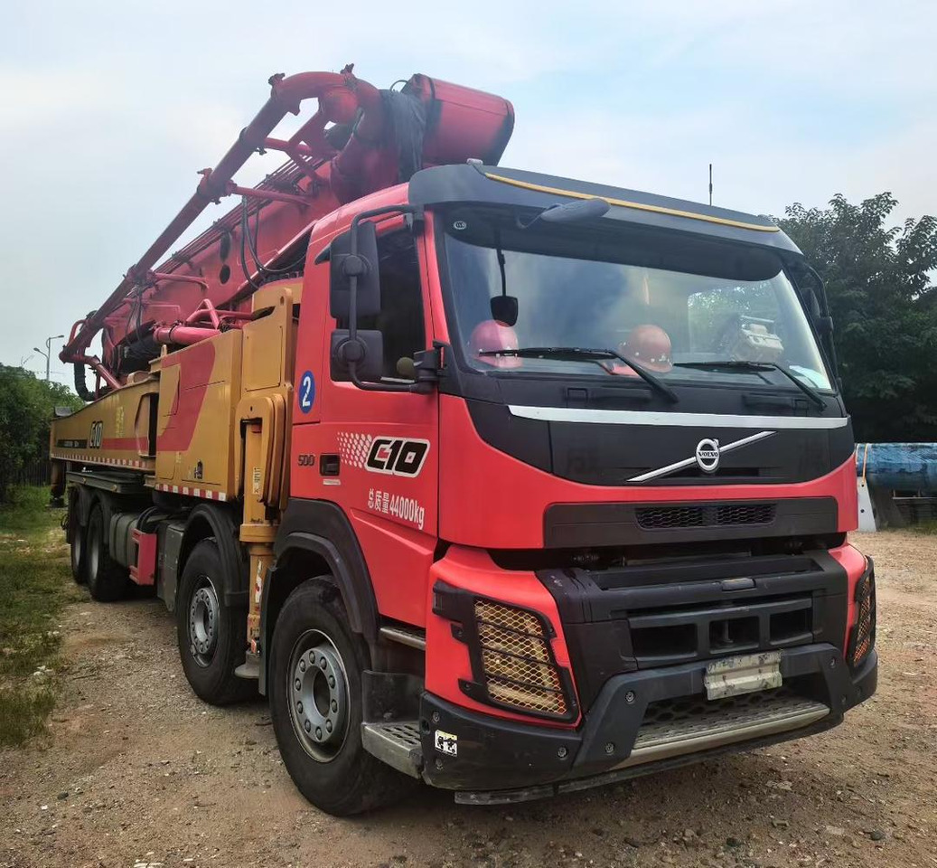 VOLVO 62 Meters Original Concrete Pump Truck Construction Machinery Cement Pumping Equipment Mounted Concrete Pump Truck for Sale - Бетон помпа: снимка 3 VOLVO 62 Meters Original Concrete Pump Truck Construction Machinery Cement Pumping Equipment Mounted Concrete Pump Truck for Sale - Бетон помпа: снимка 3