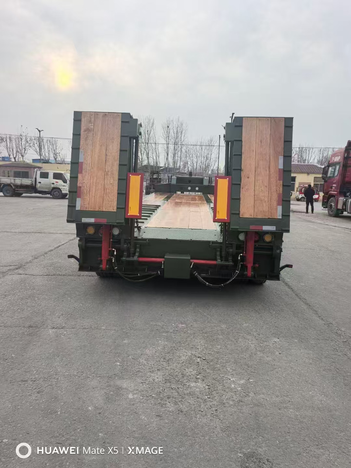 Нови Нискорамна площадка полуремарке ZHICHENG Semi Flat Bed Low Bed Lowboy bed truck in New or Used Condition and various Size for Sale: снимка 14