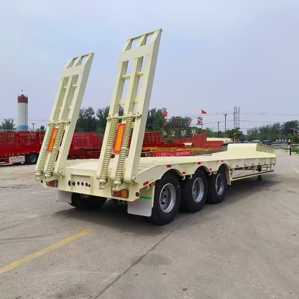 ZHICHENG Semi Flat Bed Low Bed Lowboy bed truck in New or Used Condition and various Size for Sale - Нискорамна площадка полуремарке: снимка 4 ZHICHENG Semi Flat Bed Low Bed Lowboy bed truck in New or Used Condition and various Size for Sale - Нискорамна площадка полуремарке: снимка 4