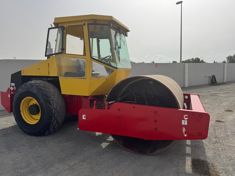 Dynapac CA250D - Валяк: снимка 1 Dynapac CA250D - Валяк: снимка 1