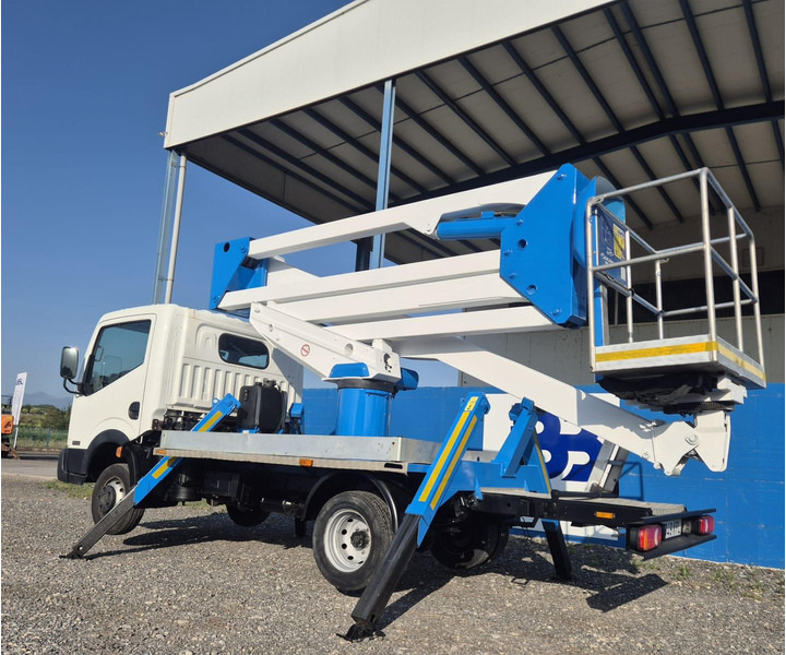 Nissan CABSTAR 35.12 SOCAGE DA320 - Камион, Камион с кран: снимка 4 Nissan CABSTAR 35.12 SOCAGE DA320 - Камион, Камион с кран: снимка 4