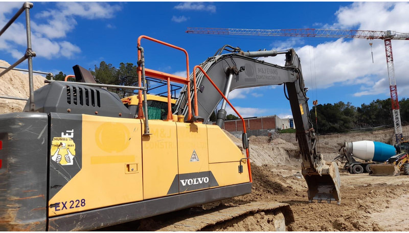 Volvo EC220EL - Верижен багер: снимка 3 Volvo EC220EL - Верижен багер: снимка 3