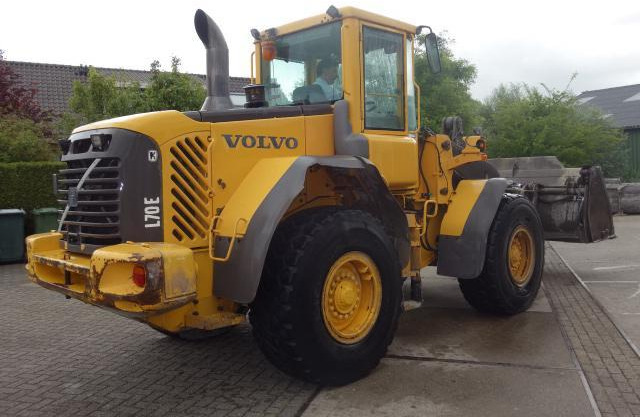 Volvo L70E - Колесен товарач: снимка 1 Volvo L70E - Колесен товарач: снимка 1