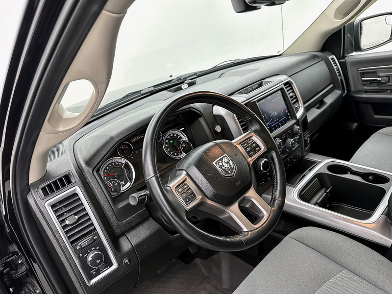 Dodge Ram 1500 5.7 V8 4x4 Crew Cab 5'7 Longhorn Alpine audio Pano Stoel en stuurverwarming Trekhaak - Пикап, Бус с двойна кабина: снимка 4 Dodge Ram 1500 5.7 V8 4x4 Crew Cab 5'7 Longhorn Alpine audio Pano Stoel en stuurverwarming Trekhaak - Пикап, Бус с двойна кабина: снимка 4