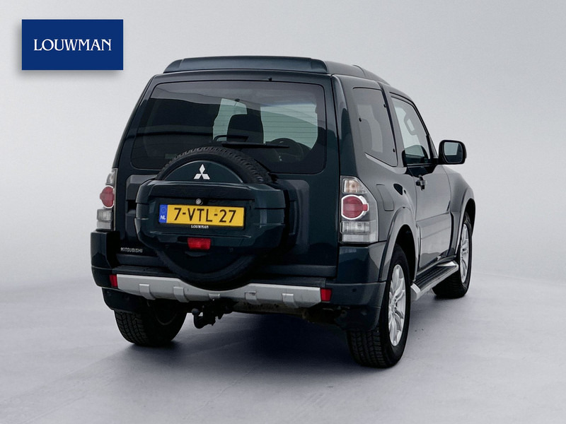 Mitsubishi Pajero 3.2 DI-D Instyle High Roof Van Grijs kenteken Automaat Climate control Trekhaak 3000KG - Лекотоварен автомобил: снимка 2 Mitsubishi Pajero 3.2 DI-D Instyle High Roof Van Grijs kenteken Automaat Climate control Trekhaak 3000KG - Лекотоварен автомобил: снимка 2
