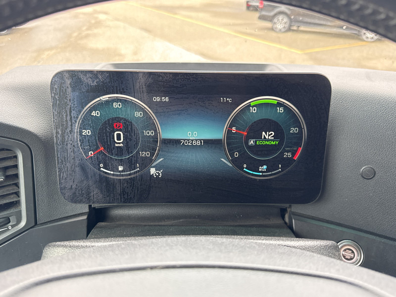 Mercedes-Benz Actros L-Gigaspacecabine 1845 LS Lowliner, Solostar Mirror cams , Leer , Euro 6 - Шаси кабина: снимка 5 Mercedes-Benz Actros L-Gigaspacecabine 1845 LS Lowliner, Solostar Mirror cams , Leer , Euro 6 - Шаси кабина: снимка 5