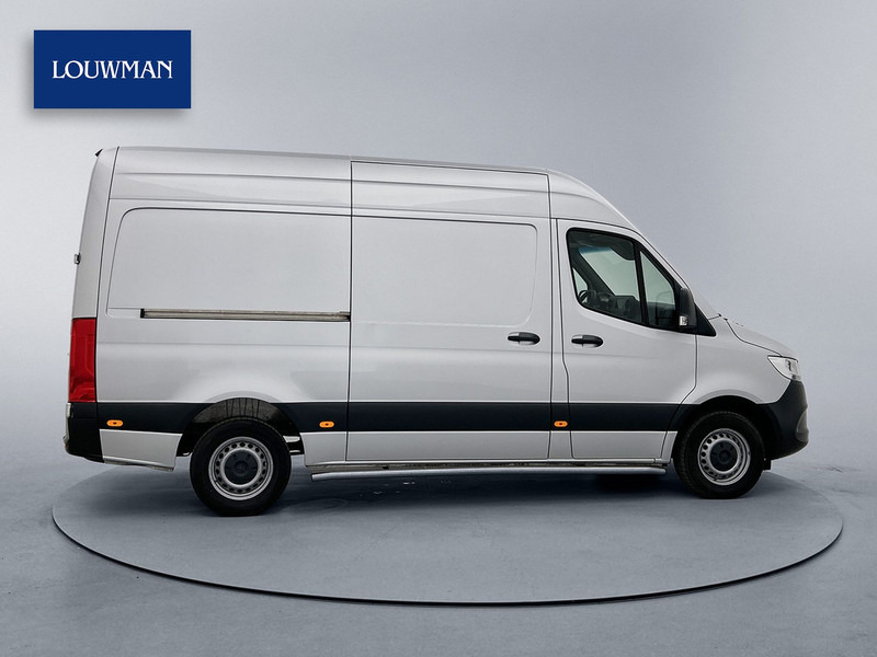 Mercedes-Benz Sprinter 316 2.2 CDI L2H2 Inrichting Oprijplaat Navigatie Achteruitrijcamera Apple Carplay/Android Auto - Товарен бус: снимка 3 Mercedes-Benz Sprinter 316 2.2 CDI L2H2 Inrichting Oprijplaat Navigatie Achteruitrijcamera Apple Carplay/Android Auto - Товарен бус: снимка 3