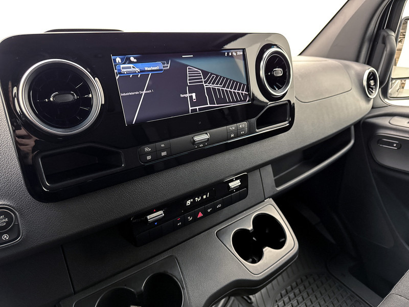 Mercedes-Benz Sprinter 317 1.9 CDI L4H2 Pro 3.5t trekhaak Navigatie Betimmering Parkeerpakket Stoelverwarming - Товарен бус: снимка 5 Mercedes-Benz Sprinter 317 1.9 CDI L4H2 Pro 3.5t trekhaak Navigatie Betimmering Parkeerpakket Stoelverwarming - Товарен бус: снимка 5