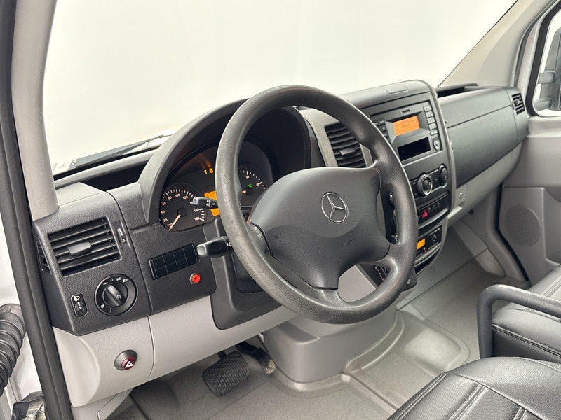 Mercedes-Benz Sprinter 516 2.2 CDI 432 Clixtar Bakwagen met Laadklep Automaat Cruise Control - Лекотоварен автомобил фургон: снимка 4 Mercedes-Benz Sprinter 516 2.2 CDI 432 Clixtar Bakwagen met Laadklep Automaat Cruise Control - Лекотоварен автомобил фургон: снимка 4