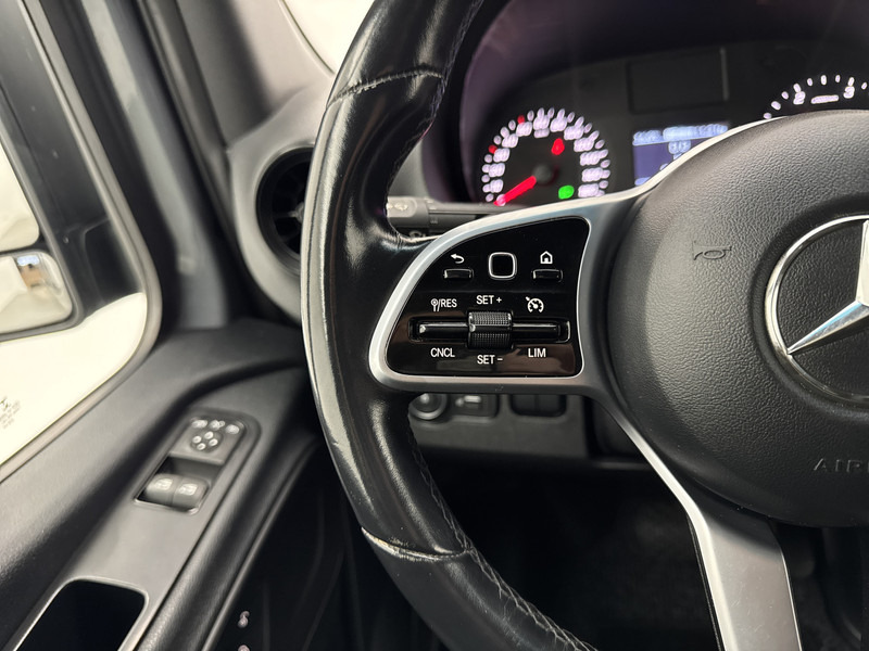 Товарен бус Mercedes-Benz Sprinter 519 3.0 CDI L3H2 V6 Led koplampen 360 camera systeem Trekhaak Navigatie Dubbel lucht: снимка 11 Товарен бус Mercedes-Benz Sprinter 519 3.0 CDI L3H2 V6 Led koplampen 360 camera systeem Trekhaak Navigatie Dubbel lucht: снимка 11