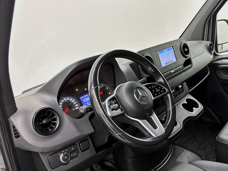 Mercedes-Benz Sprinter 519 3.0 CDI L3H2 V6 Led koplampen 360 camera systeem Trekhaak Navigatie Dubbel lucht - Товарен бус: снимка 5 Mercedes-Benz Sprinter 519 3.0 CDI L3H2 V6 Led koplampen 360 camera systeem Trekhaak Navigatie Dubbel lucht - Товарен бус: снимка 5