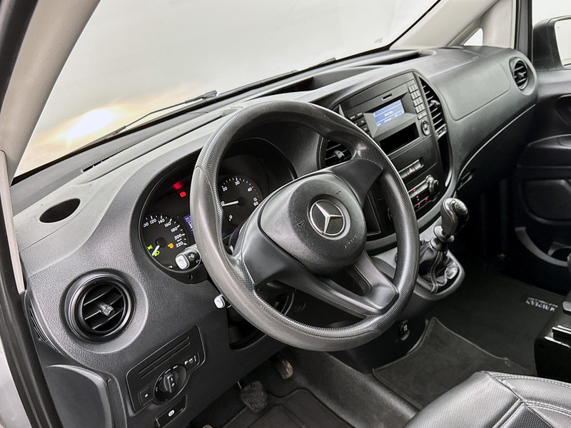 Mercedes-Benz Vito 109 CDI Lang Trekhaak Betimmering Cruise Control - Малък ван: снимка 4 Mercedes-Benz Vito 109 CDI Lang Trekhaak Betimmering Cruise Control - Малък ван: снимка 4
