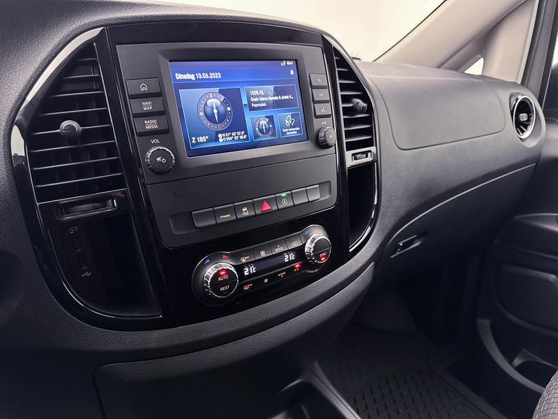 Mercedes-Benz Vito 114 CDI DC L3 Dubbele Cabine XL LED Trekhaak Apple Carplay/Android Auto Extra Lang Achteruitrijcamera Cruise Control - Малък ван, Бус с двойна кабина: снимка 5 Mercedes-Benz Vito 114 CDI DC L3 Dubbele Cabine XL LED Trekhaak Apple Carplay/Android Auto Extra Lang Achteruitrijcamera Cruise Control - Малък ван, Бус с двойна кабина: снимка 5