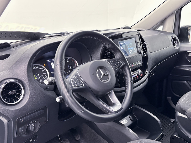 Mercedes-Benz Vito 114 CDI Extra Lang *LBW-Edition* Dubbele Cabine 19" Lichtmetaal Trekhaak Achteruitrijcamera Apple Carplay/Android Auto - Малък ван, Бус с двойна кабина: снимка 4 Mercedes-Benz Vito 114 CDI Extra Lang *LBW-Edition* Dubbele Cabine 19" Lichtmetaal Trekhaak Achteruitrijcamera Apple Carplay/Android Auto - Малък ван, Бус с двойна кабина: снимка 4