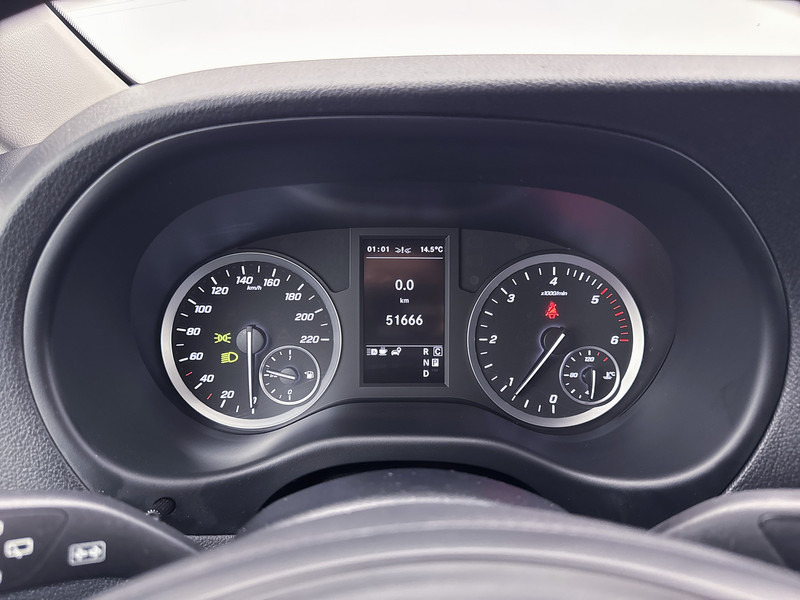 Mercedes-Benz Vito 119 CDI Lang DC Distronic 19"inch lichtmetaal 2x schuifdeur Led Stoelverwarming Navigatie Dubbele cabine Automatische airco - Малък ван, Бус с двойна кабина: снимка 5 Mercedes-Benz Vito 119 CDI Lang DC Distronic 19"inch lichtmetaal 2x schuifdeur Led Stoelverwarming Navigatie Dubbele cabine Automatische airco - Малък ван, Бус с двойна кабина: снимка 5