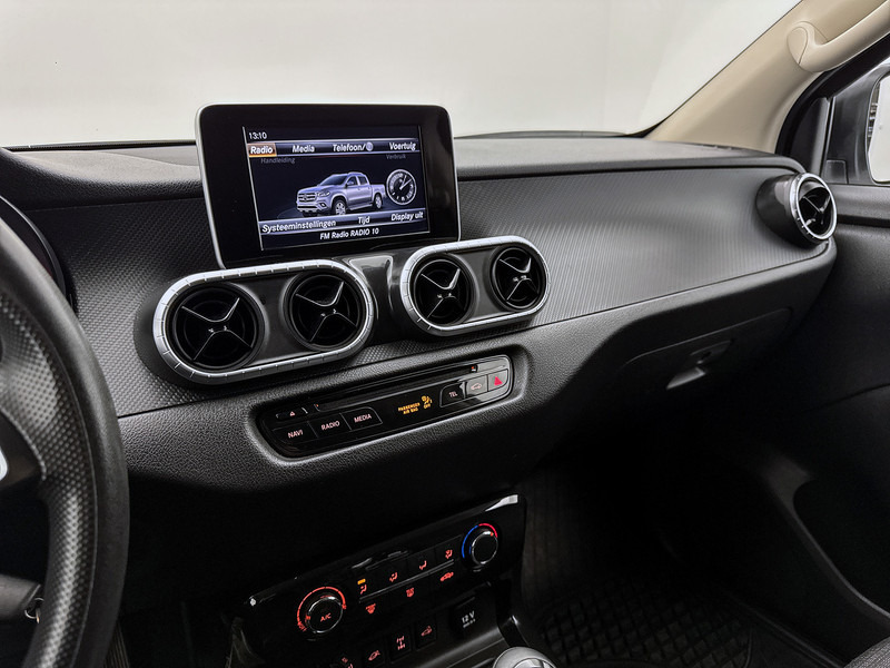 Mercedes-Benz X-Klasse 220 d 4-MATIC Pure Roll-cover 3.5t trekhaak Camera Stoelverwarming - Пикап: снимка 5 Mercedes-Benz X-Klasse 220 d 4-MATIC Pure Roll-cover 3.5t trekhaak Camera Stoelverwarming - Пикап: снимка 5