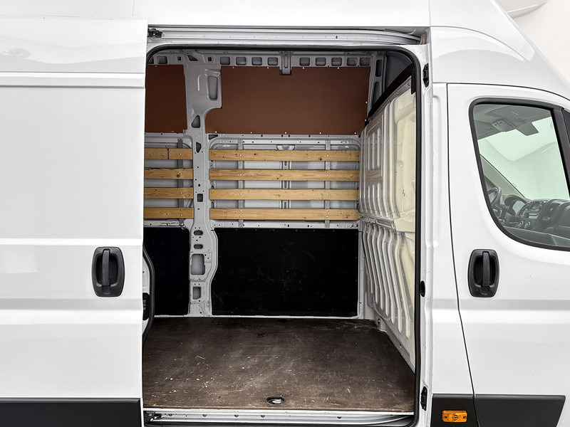 Товарен бус Opel Movano 2.2D 140 Zwaar L4H3 Edition Imperiaal Trekhaak 3000kg Cruise control Airco: снимка 14