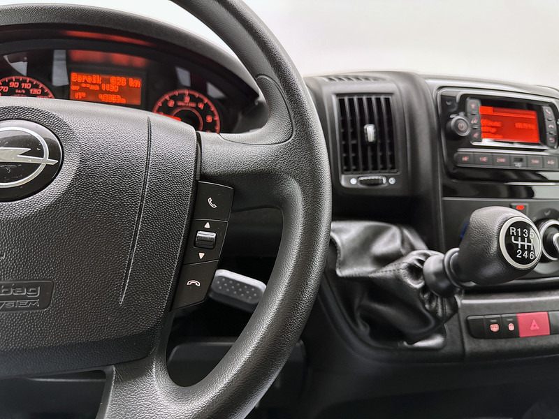 Товарен бус Opel Movano 2.2D 140 Zwaar L4H3 Edition Imperiaal Trekhaak 3000kg Cruise control Airco: снимка 19