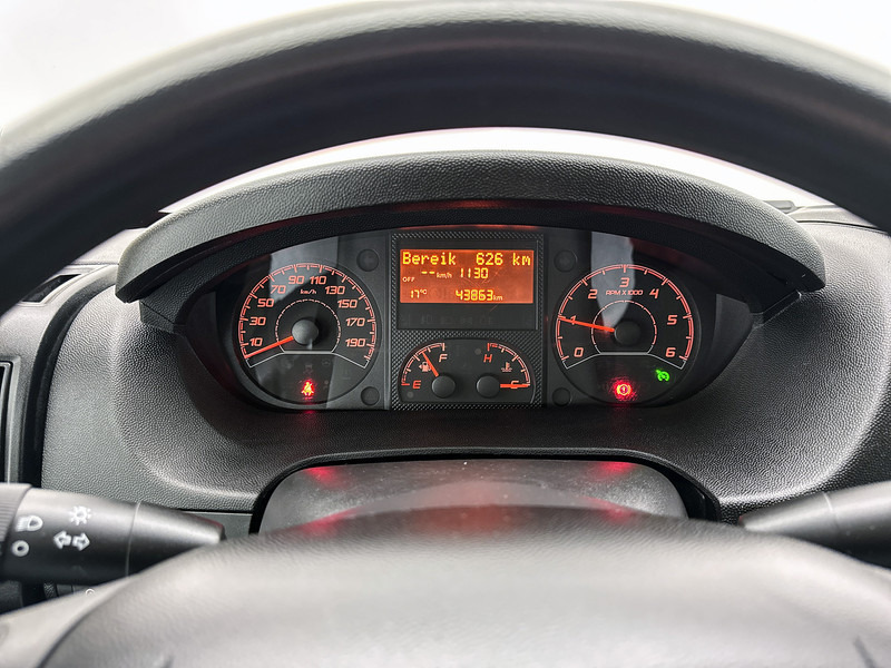 Товарен бус Opel Movano 2.2D 140 Zwaar L4H3 Edition Imperiaal Trekhaak 3000kg Cruise control Airco: снимка 18