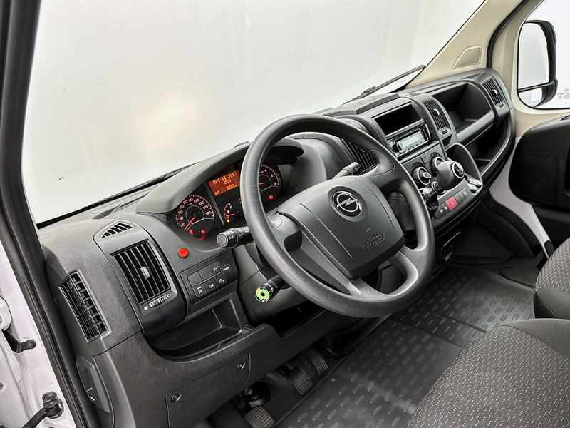 Opel Movano 2.2D Financial lease 140pk Bakwagen met Laadklep Achteruitrijcamera Cruise Control Meubelbak - Лекотоварен автомобил фургон: снимка 5 Opel Movano 2.2D Financial lease 140pk Bakwagen met Laadklep Achteruitrijcamera Cruise Control Meubelbak - Лекотоварен автомобил фургон: снимка 5