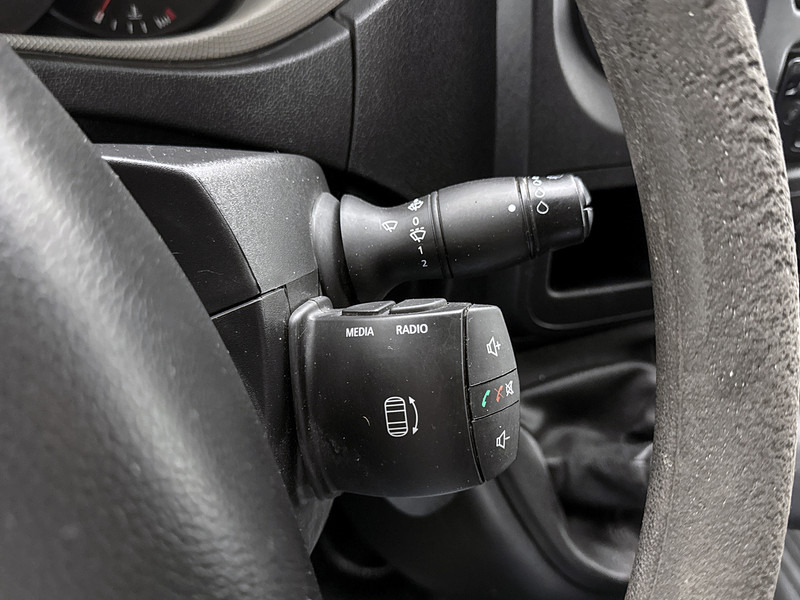 Товарен бус Renault Master T35 2.3 dCi L2H2 Eco Glasresteel Trekhaak Achteruitrijcamera Glasauto: снимка 8