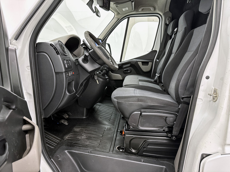 Товарен бус Renault Master T35 2.3 dCi L2H2 Eco Glasresteel Trekhaak Achteruitrijcamera Glasauto: снимка 15