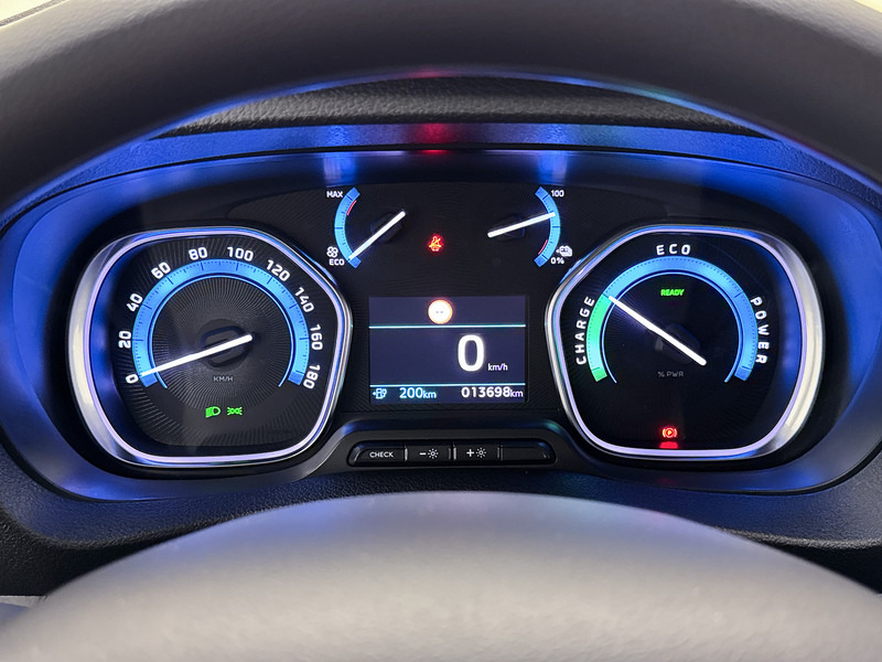 Лизинг на Toyota PROACE Electric Worker Live DC Extra Range 75 kWh Dubbele Cabine Navigatie Cruise Control Toyota PROACE Electric Worker Live DC Extra Range 75 kWh Dubbele Cabine Navigatie Cruise Control: снимка 6