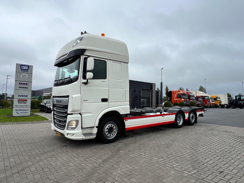 DAF XF 450 SSC 6x2 BDF - Шаси кабина: снимка 1 DAF XF 450 SSC 6x2 BDF - Шаси кабина: снимка 1