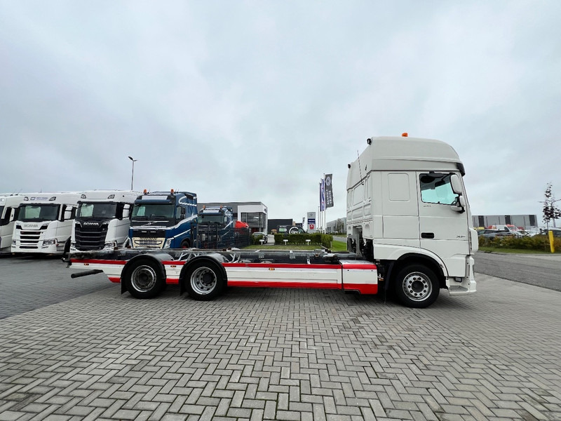 DAF XF 450 SSC 6x2 BDF - Шаси кабина: снимка 4 DAF XF 450 SSC 6x2 BDF - Шаси кабина: снимка 4