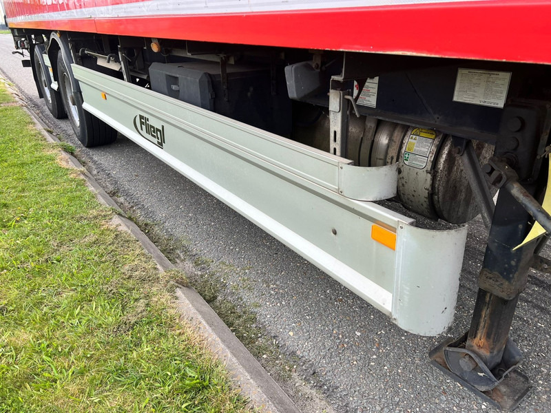 Fliegl SZS 330 Gesloten oplegger 2 Axle / / Ladklep - Затворена каросерия полуремарке: снимка 4 Fliegl SZS 330 Gesloten oplegger 2 Axle / / Ladklep - Затворена каросерия полуремарке: снимка 4