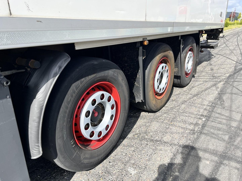 Рефрижератор полуремарке Kögel 3 - assige koeloplegger Carrier vector 1550: снимка 13 Рефрижератор полуремарке Kögel 3 - assige koeloplegger Carrier vector 1550: снимка 13